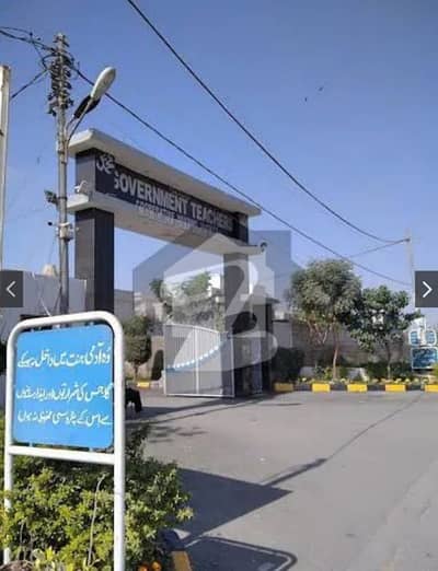 House In Government Teacher Society Secter 16A