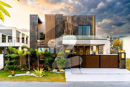1 Kanal Adorable Bungalow On Top Location For Sale in DHA Phase 7 Lahore