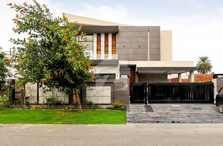 1 Kanal Adorable Bungalow On Top Location For Sale in DHA Phase 6 Lahore 1 Kanal Adorable Bungalow On Top Location For Sale in DHA Phase 6 Lahore