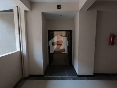Luxurious 3-Bedroom Flat For Rent In Askari 5, Sector J 2700 Square Feet