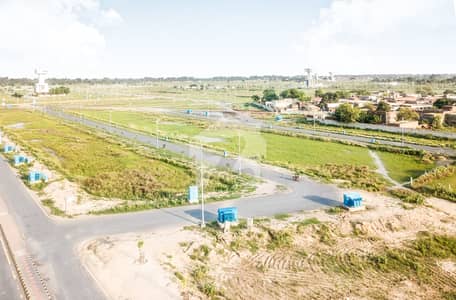 ڈی ایچ اے فیز 8 - بلاک زیڈ 4 ڈی ایچ اے فیز 8,ڈی ایچ اے ڈیفینس,لاہور میں 10 مرلہ رہائشی پلاٹ 1.9 کروڑ میں برائے فروخت۔ ڈی ایچ اے فیز 8 - بلاک زیڈ 4 ڈی ایچ اے فیز 8,ڈی ایچ اے ڈیفینس,لاہور میں 10 مرلہ رہائشی پلاٹ 1.9 کروڑ میں برائے فروخت۔