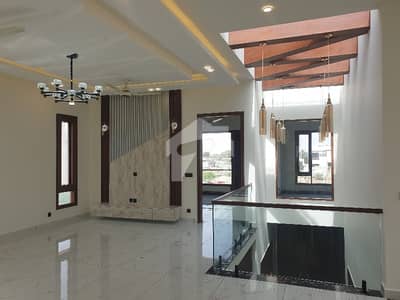 500 YARDS NEW 6BEDS BUNGALOW BASEMENT HOME THEATRE GYM COUTYARDS DESIGN THEME COFFEE KITCHEN