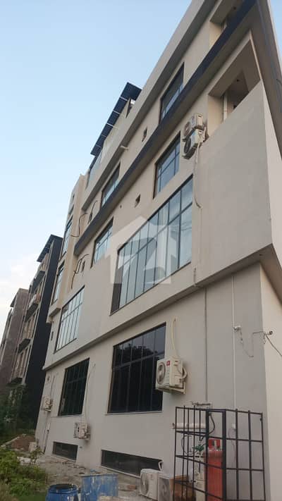 ROOFTOP COMMERCIAL SPACE FOR RENT