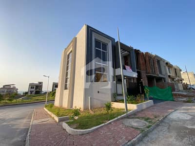5 MARLA LUXUARY DOUBLE HEIGHTED DESIGNER HOUSE FOR SALE. 5 MARLA LUXUARY DOUBLE HEIGHTED DESIGNER HOUSE FOR SALE.
