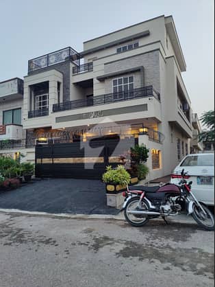 35*70 10 Marla Corner House Available For Sale In G-13 Islamabad 35*70 10 Marla Corner House Available For Sale In G-13 Islamabad