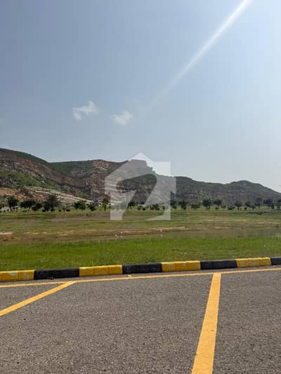 14 Marla Plot For Sale in Block B