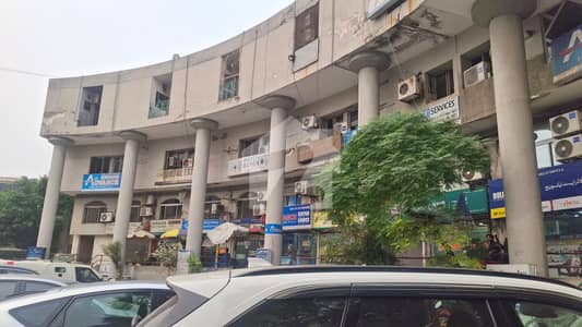 ڈی ایچ اے فیز 3 - بلاک وائے ڈی ایچ اے فیز 3,ڈی ایچ اے ڈیفینس,لاہور میں 2 مرلہ Studio دفتر 92.0 لاکھ میں برائے فروخت۔