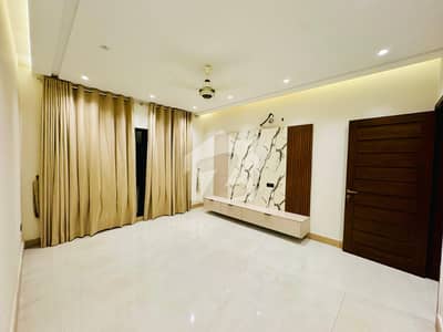 1 Kanal Brand New Upper Portion Avaliable For Rent In Lake City