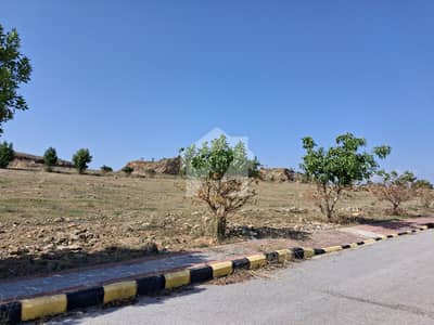 ڈی ایچ اے فیز 6 - سیکٹر بی3 ڈی ایچ اے ڈیفینس فیز 6 ,ڈی ایچ اے ڈیفینس,اسلام آباد میں 1 کنال رہائشی پلاٹ 2.15 کروڑ میں برائے فروخت۔