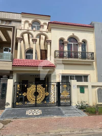 6Month Use Like New House For Sale Already Rent Out investor Deal House Big Chance Deal Ghaznavi Extention Block Near To Winter land Near To Bahria Sachool Near To Mousque Parks Etc.