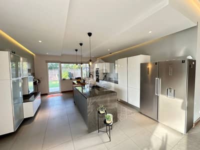 Farm House For Sale Is Readily Available In Prime Location Of Gulberg Greens - Block C Farm House For Sale Is Readily Available In Prime Location Of Gulberg Greens - Block C