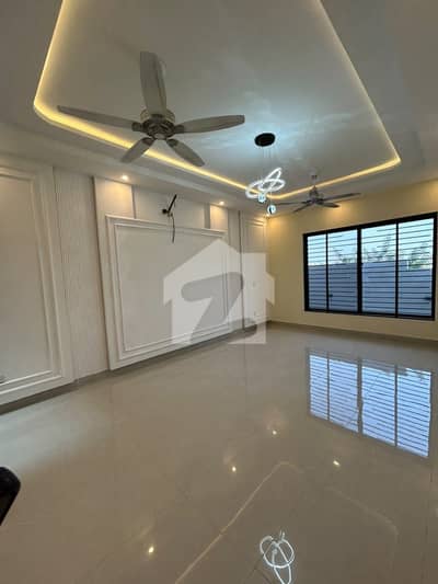 10 marla double unit full house available for rent in gulberg Residencia