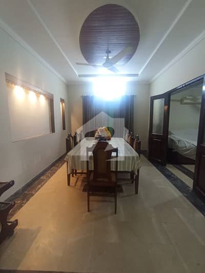 8 marly lower porshan for rent 8 marly lower porshan for rent