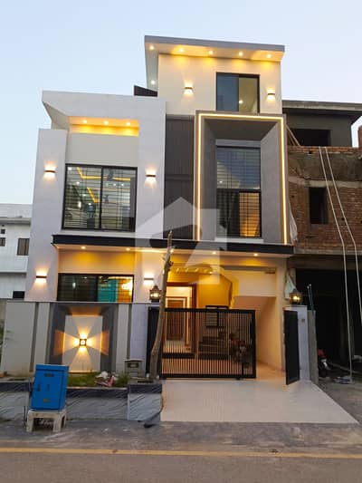FOR SALE - 5 Marla Beautiful House in Faisal Town Block A* *Location:* Faisal Town Block c - Prime Location FOR SALE - 5 Marla Beautiful House in Faisal Town Block A* *Location:* Faisal Town Block c - Prime Location