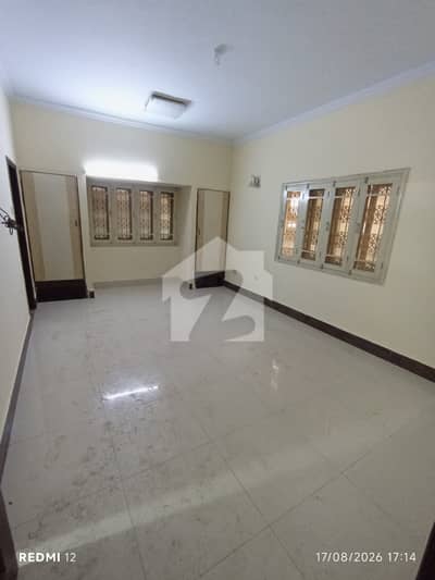 HOUSE FOR SALE IN BLOCK 13-C, GULSHAN E IQBAL.