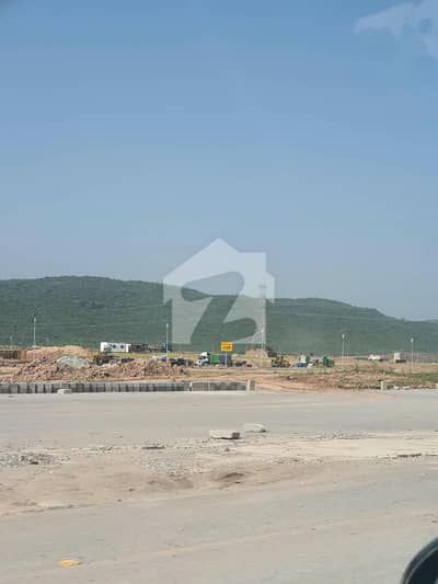 مارگلہ انکلیو مارگلہ ایونیو,اسلام آباد میں 1 کنال رہائشی پلاٹ 5.5 کروڑ میں برائے فروخت۔ مارگلہ انکلیو مارگلہ ایونیو,اسلام آباد میں 1 کنال رہائشی پلاٹ 5.5 کروڑ میں برائے فروخت۔