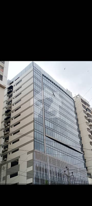 بہادر آباد گلشنِ اقبال ٹاؤن,کراچی میں 3 مرلہ Studio دفتر 1.4 لاکھ میں کرایہ پر دستیاب ہے۔
