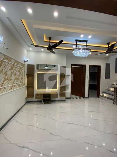 5 marla beautiful house for rent