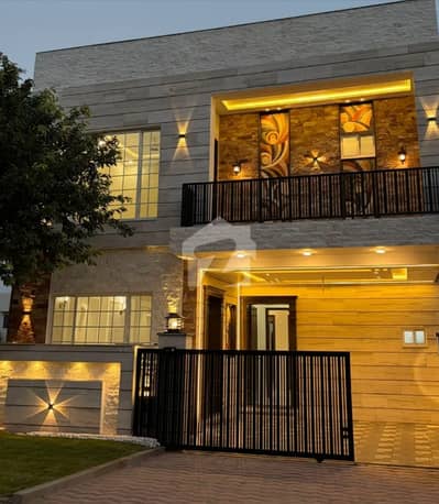 8 marla Brand new luxury designer house avaliable for sale in Bahria Enclave Islamabad.