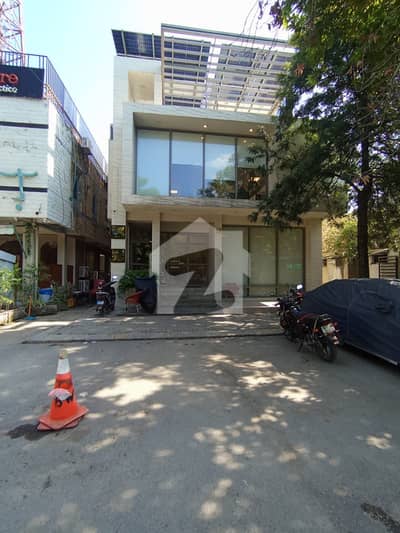 Corporate Space For Rent F-8:3