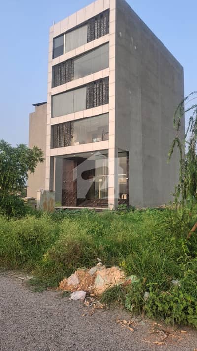 8 MARLA BRAND NEW PLAZA WITH LIFT Rental Value Rs. 8.75 Lac Per Month DHA LAHORE PHASE 8 CCA1