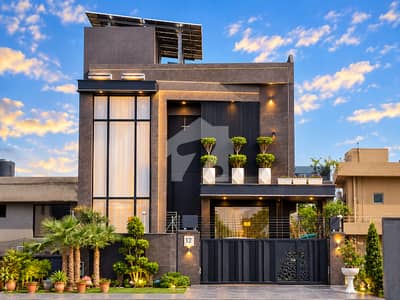 10 MARLA BRAND MODRAN HOUSE NEAR TO DOLLMEN MALL DHA PHASE 6