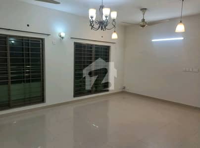 10 Marla Flat For sale In Askari 11 - Sector B