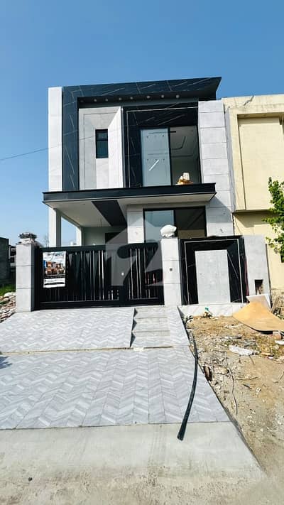 BANKERS AVENUE COOPERATIVE HOUSING SOCIETY BEDIAN ROAD  5 MARLA MODERN DESIGN BRAND NEW HOUSE FOR SALE