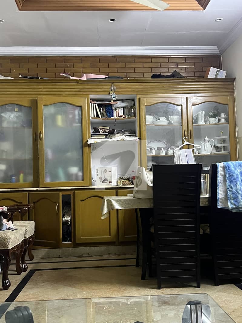 Ground Floor with Basement Available For rent G-11 Ground Floor with Basement Available For rent G-11