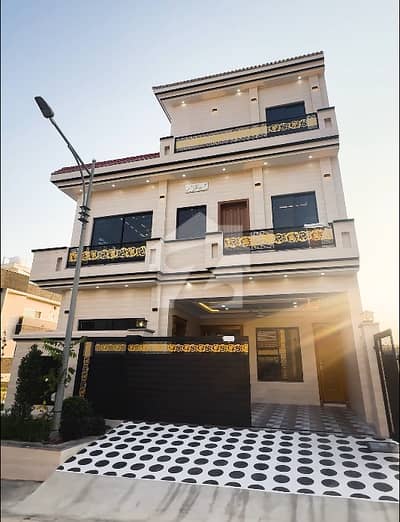 7 Marla Corner House Available for Sale Faisal Town Phase-I 7 Marla Corner House Available for Sale Faisal Town Phase-I