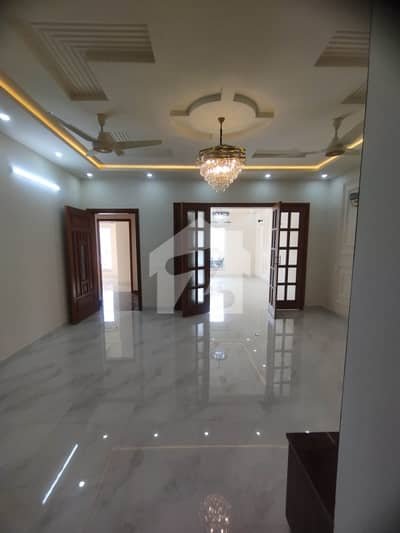 10 Marla Brand New House Avabiale For Sale In Block D Top City 10 Marla Brand New House Avabiale For Sale In Block D Top City