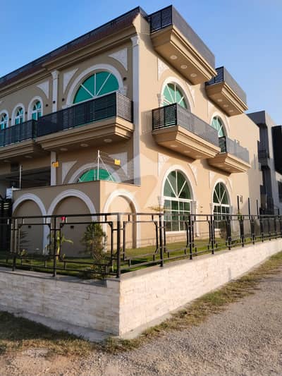 B17 Corner 2unit Brand New 5bed House For Sale