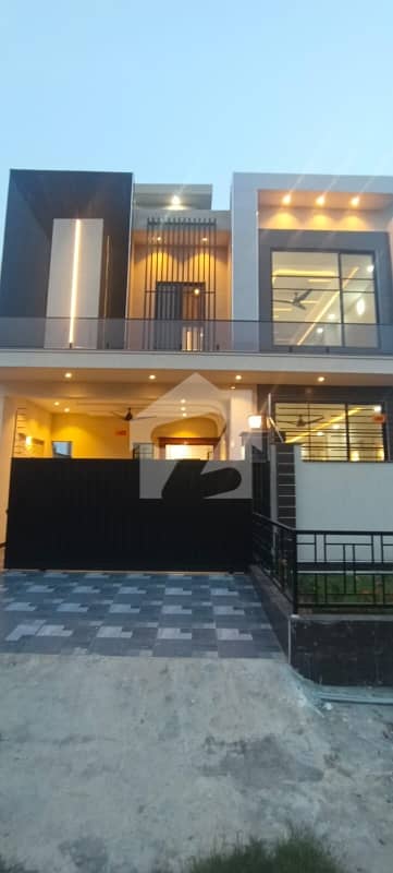 B 17 E block 8marla Brand New house for sale