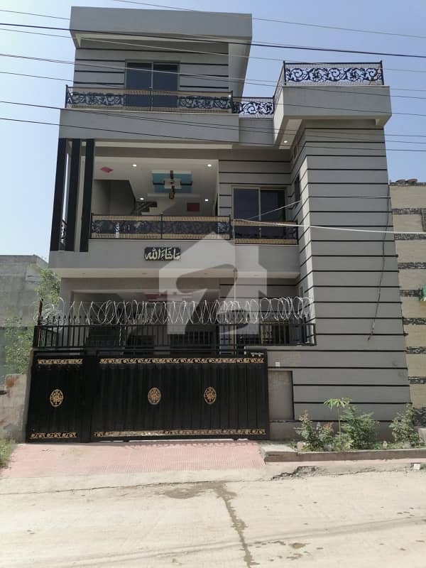 5 MARLA BRAND NEW HOUSE FOR SALE H13 5 MARLA BRAND NEW HOUSE FOR SALE H13