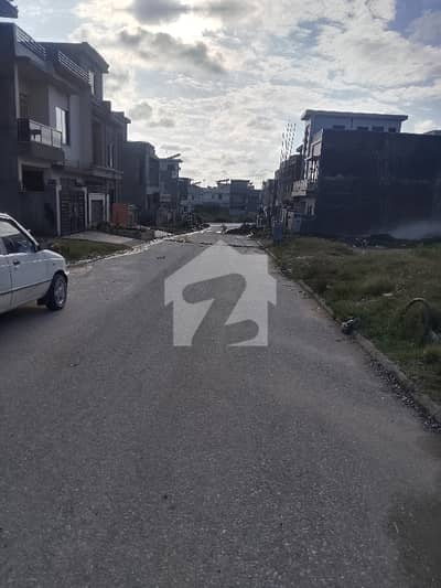جناح گارڈنز فیز 1 جناح گارڈنز,ایف ای سی ایچ ایس,اسلام آباد میں 7 مرلہ رہائشی پلاٹ 1.1 کروڑ میں برائے فروخت۔ جناح گارڈنز فیز 1 جناح گارڈنز,ایف ای سی ایچ ایس,اسلام آباد میں 7 مرلہ رہائشی پلاٹ 1.1 کروڑ میں برائے فروخت۔