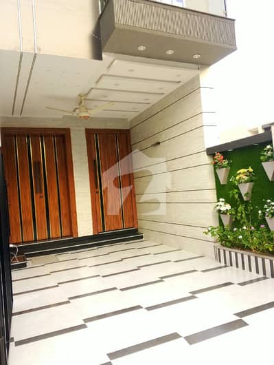 10 Marla Corner Upper Portion For Rent In CC Block, Bahria Town Lahore