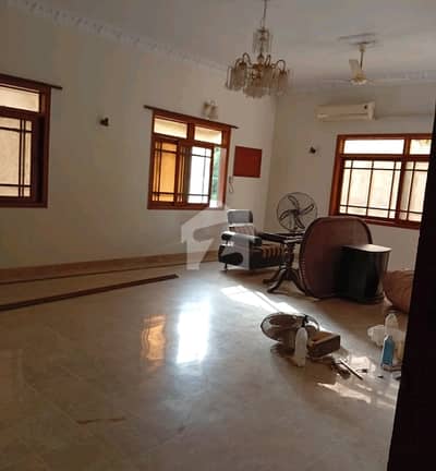 Prime Location 400 Square Yards Upper Portion In Karachi Is Available For Rent Prime Location 400 Square Yards Upper Portion In Karachi Is Available For Rent