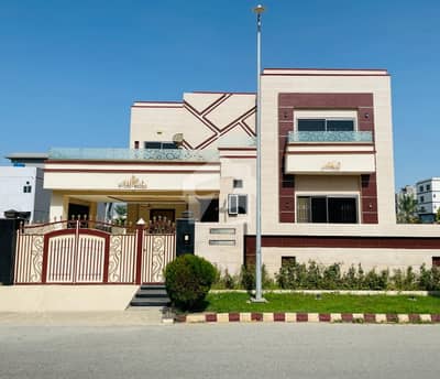 سٹی ہاؤسنگ سوسائٹی گوجرانوالہ میں 6 کمروں کا 1 کنال مکان 5.8 کروڑ میں برائے فروخت۔ سٹی ہاؤسنگ سوسائٹی گوجرانوالہ میں 6 کمروں کا 1 کنال مکان 5.8 کروڑ میں برائے فروخت۔