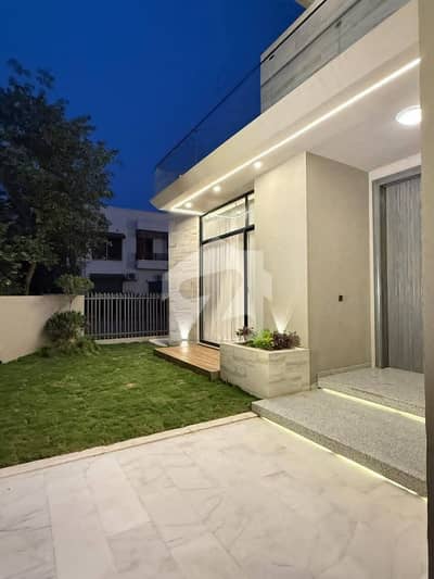 1 KANAL 6 BEDROOM DOUBLE UNIT HOUSE FOR SALE 1 KANAL 6 BEDROOM DOUBLE UNIT HOUSE FOR SALE