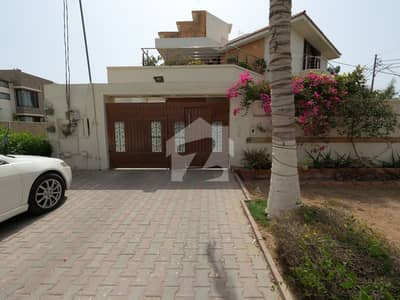 ڈی ایچ اے فیز 6 ڈی ایچ اے ڈیفینس,کراچی میں 7 کمروں کا 1 کنال مکان 33.0 کروڑ میں برائے فروخت۔ ڈی ایچ اے فیز 6 ڈی ایچ اے ڈیفینس,کراچی میں 7 کمروں کا 1 کنال مکان 33.0 کروڑ میں برائے فروخت۔