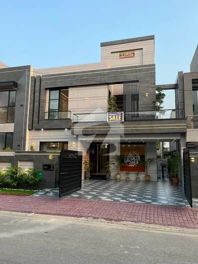 10 Marla Residential House For Sale In Jinnah Block , Nearby Commercial Market, School, Mosque and Health Care Canter