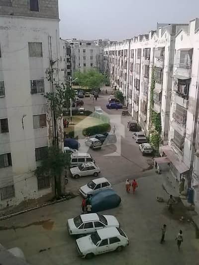 FLAT FOR SALE NOMAN GRAND CITY GULISTAN E JAUHAR BLOCK 17 KARACHI CONTACT HIBA ESTATE 0.3. 3.1. 8.3. 81.5. 8.6