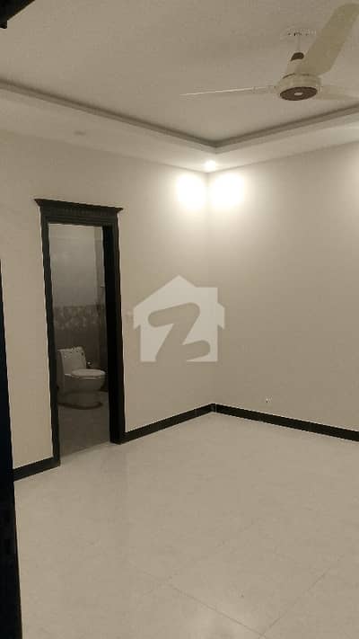 2 bed apartment for rent in family building