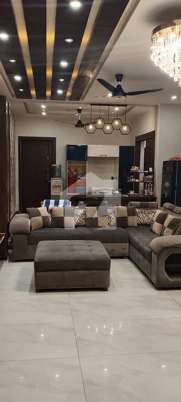 DHA phase 5 Block L Facing Park And Masjid 9 Marla with Basement House For Sale