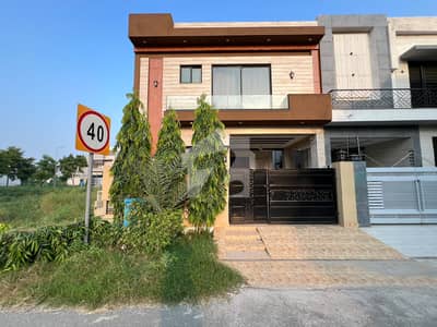 Fully Furnished 5 Marla Adorable Bungalow On Top Location For Sale in DHA Phase 9 Town DHA Lahore