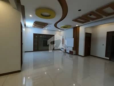 A Well Designed House Is Up For sale In An Ideal Location In Karachi