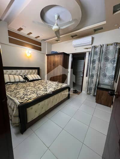 Prime Location 800 Square Feet Flat Ideally Situated In Jamshed Road