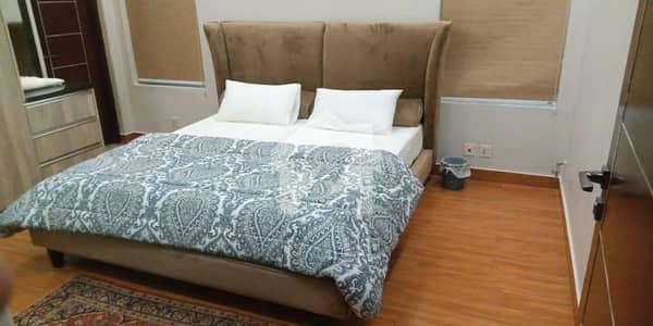 10 Marla Luxury Furnished House Available For Rent