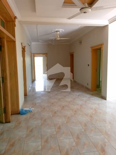 JUDICIAL COLONY 1 KANAL TRIPLE-STOREY HOUSE FOR RENT
