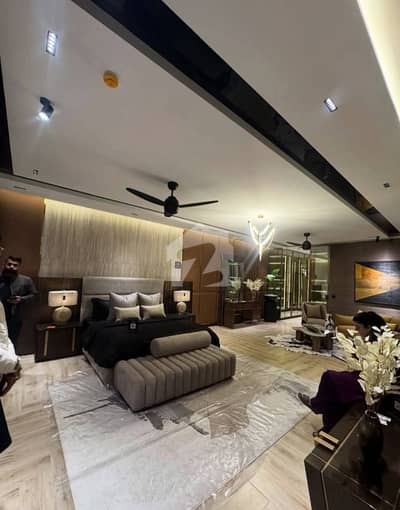 1 Kanal Like Brand New House Available For Rent